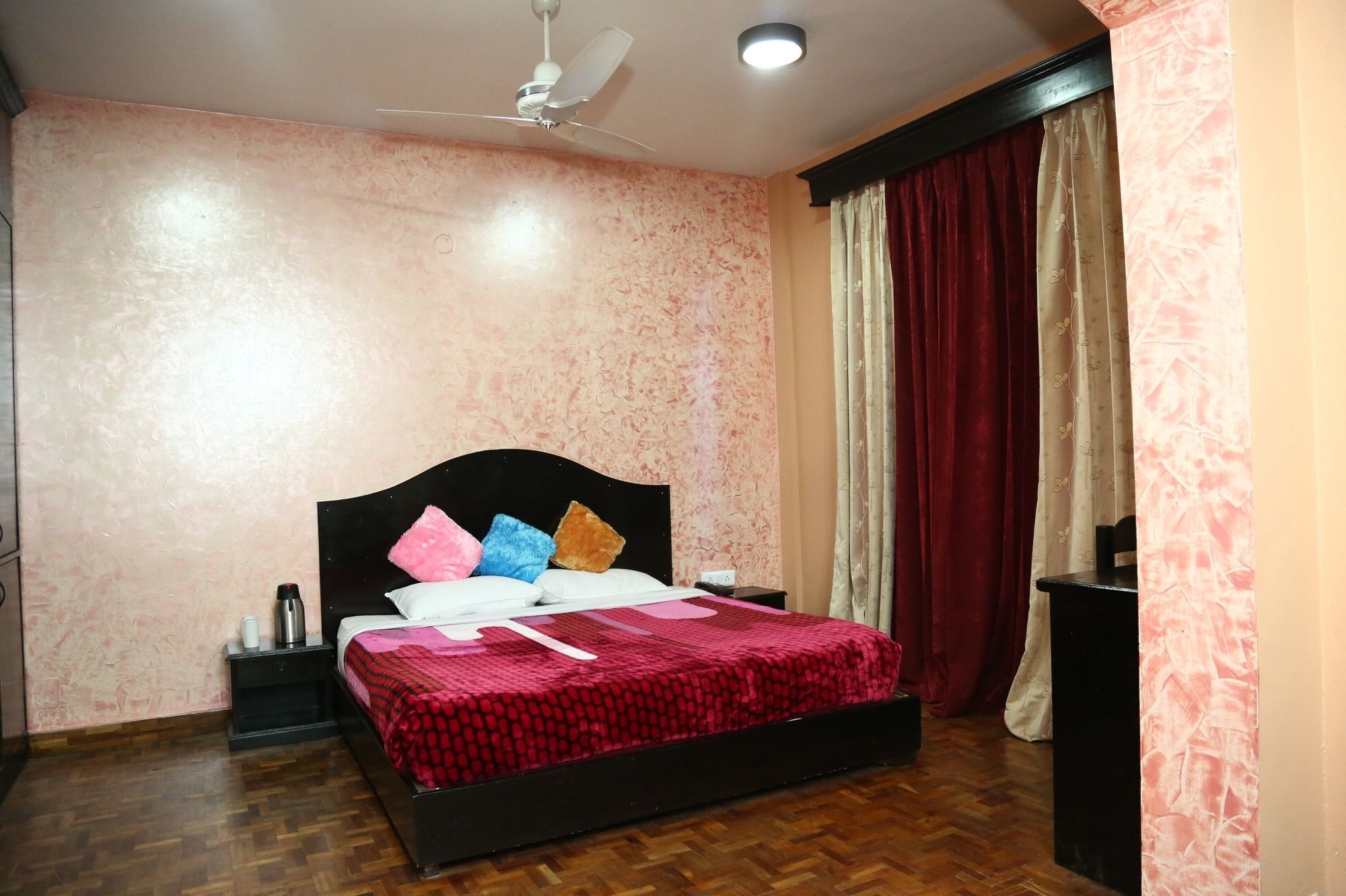 Oyo 5248 Surbee Resorts Mussoorie Exteriör bild